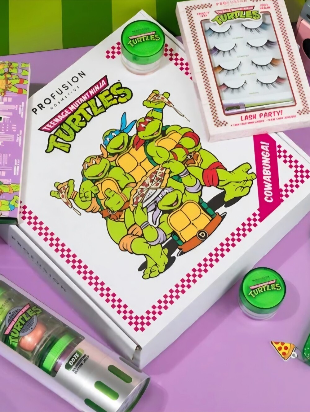 HTF NINJA TURTLES MAKE UP 4pc  SET